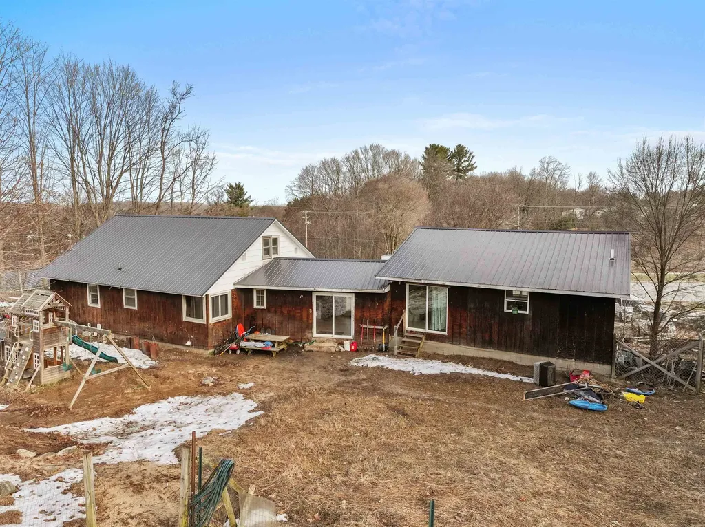 266 E Main Street Paradise Township MI 49649