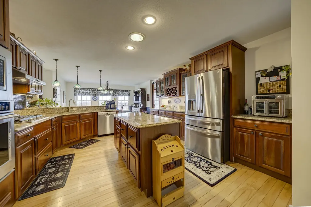 2567 N Evergreen Valley Drive Suttons Bay Township MI 49682