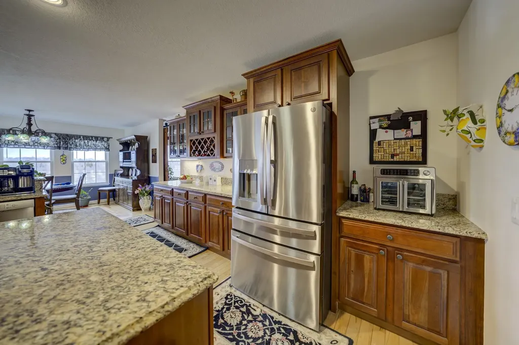 2567 N Evergreen Valley Drive Suttons Bay Township MI 49682