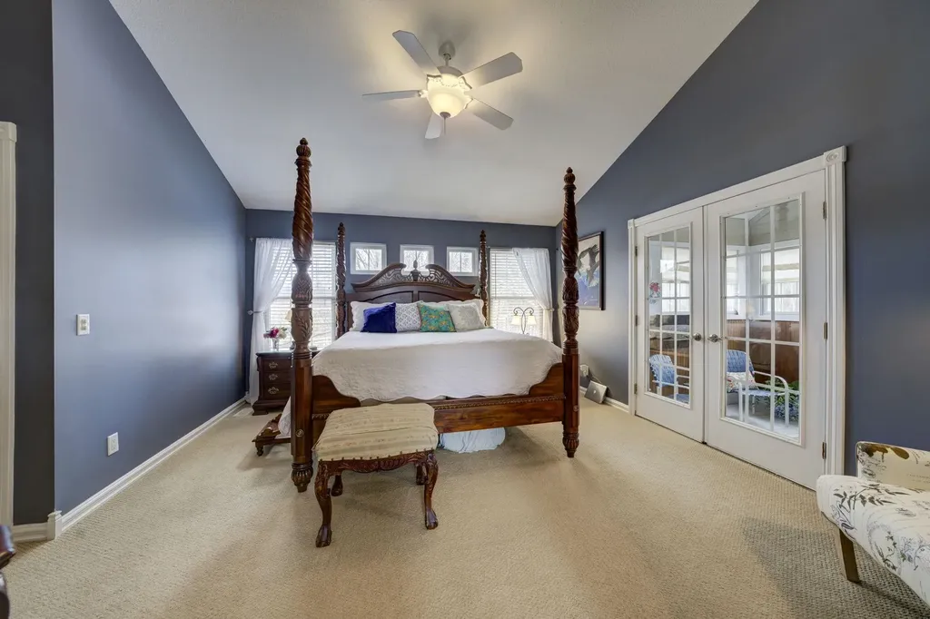 2567 N Evergreen Valley Drive Suttons Bay Township MI 49682