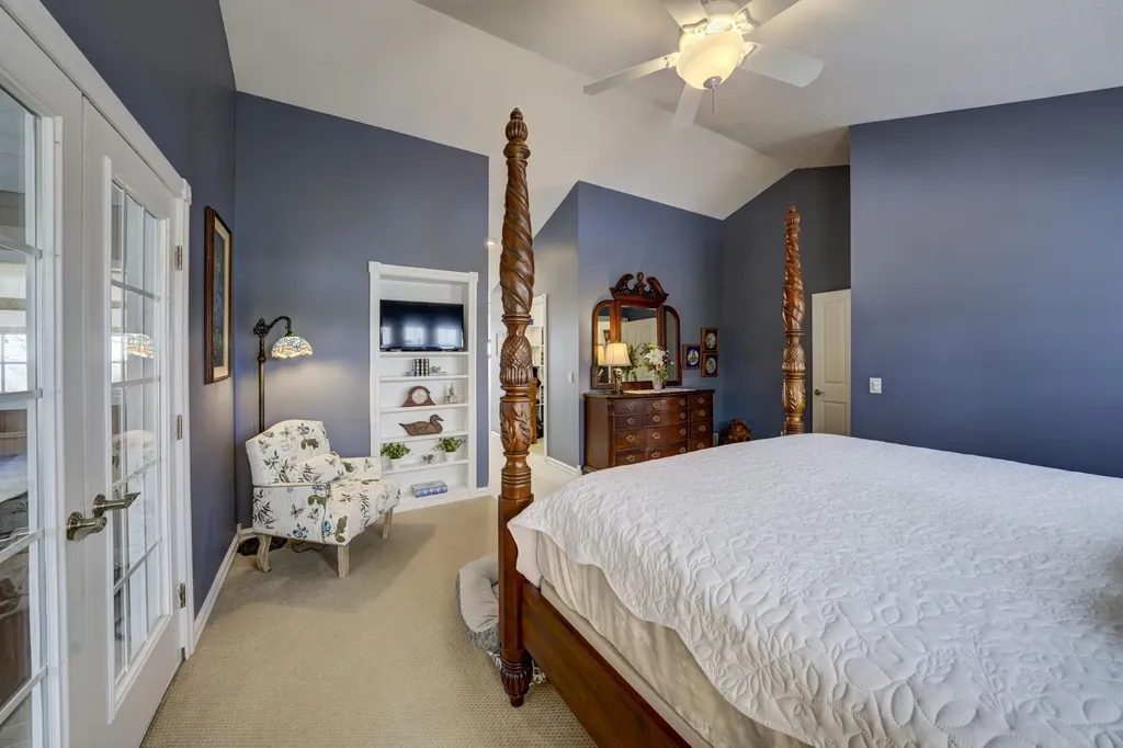2567 N Evergreen Valley Drive Suttons Bay Township MI 49682