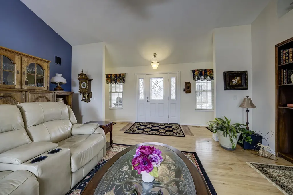 2567 N Evergreen Valley Drive Suttons Bay Township MI 49682