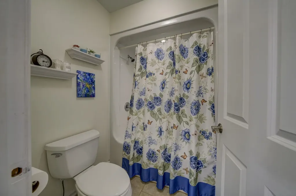 2567 N Evergreen Valley Drive Suttons Bay Township MI 49682