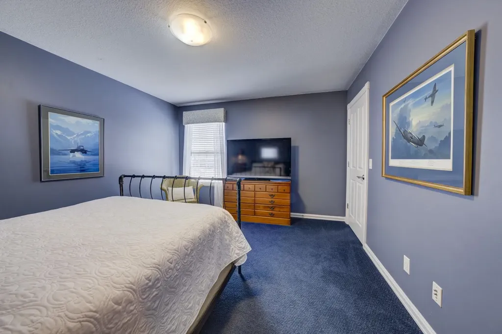 2567 N Evergreen Valley Drive Suttons Bay Township MI 49682