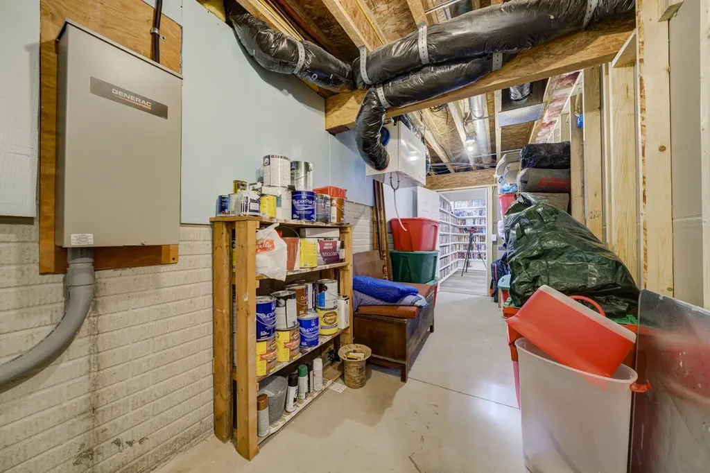 2567 N Evergreen Valley Drive Suttons Bay Township MI 49682