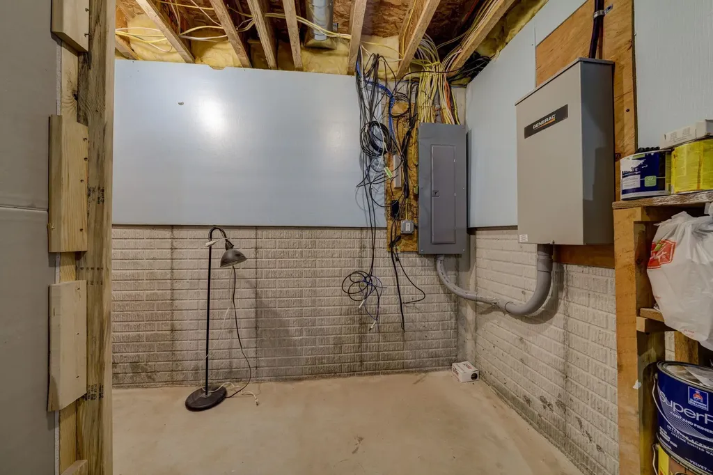 2567 N Evergreen Valley Drive Suttons Bay Township MI 49682