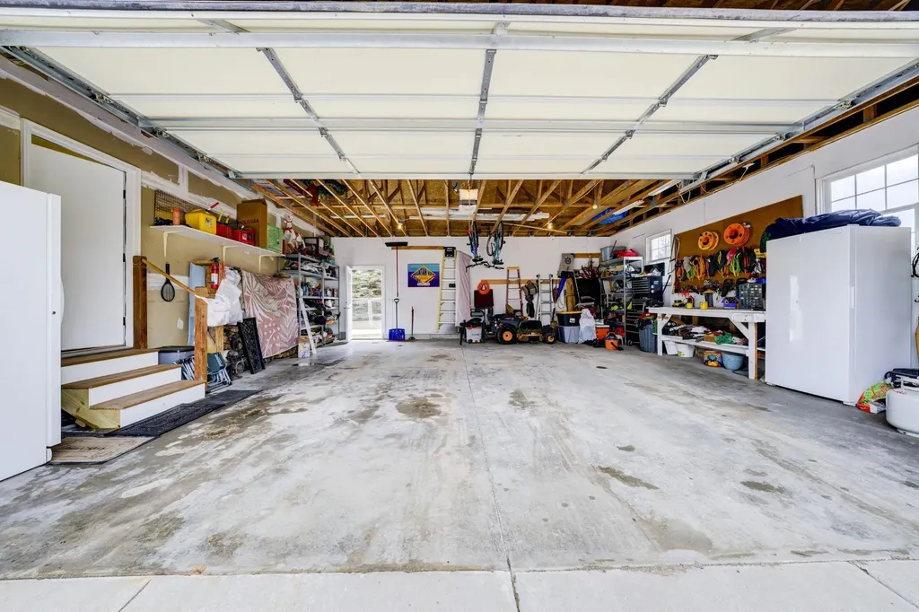 2567 N Evergreen Valley Drive Suttons Bay Township MI 49682