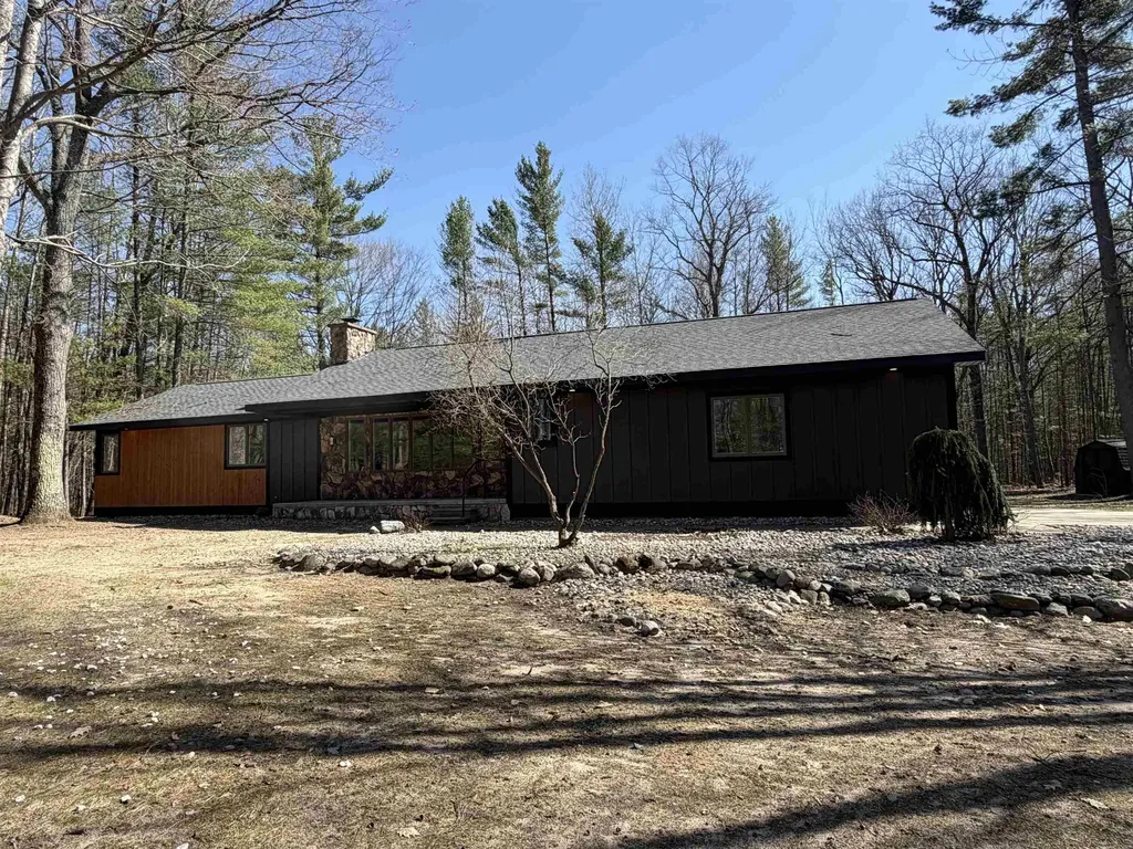 10852 NE Black Bear Road Kalkaska Township MI 49646