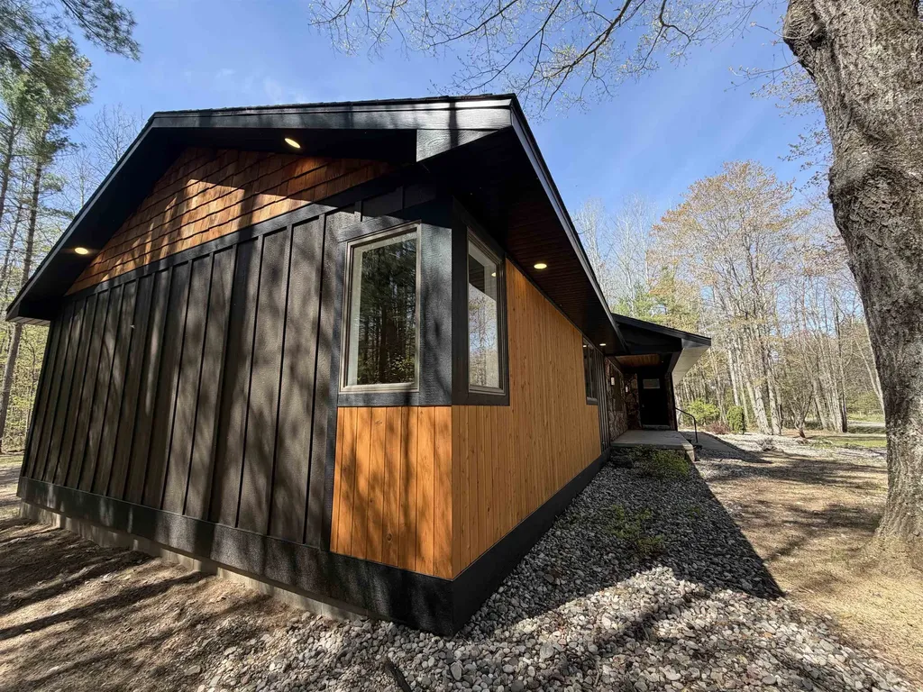 10852 NE Black Bear Road Kalkaska Township MI 49646