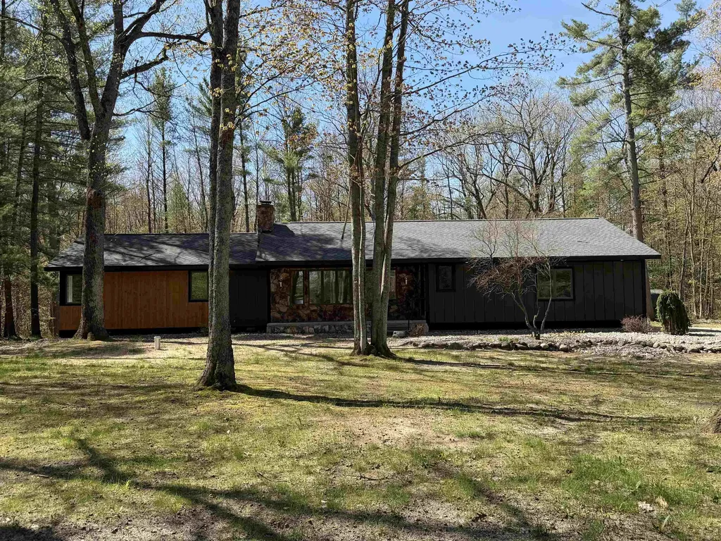 10852 NE Black Bear Road Kalkaska Township MI 49646