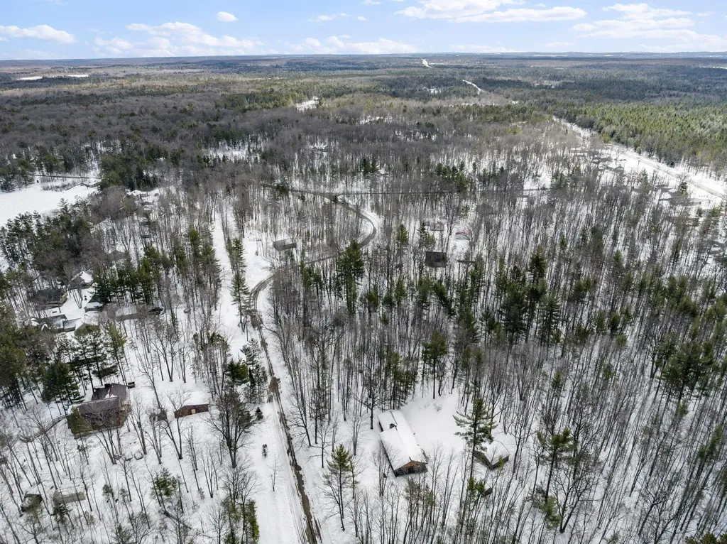 10852 NE Black Bear Road Kalkaska Township MI 49646