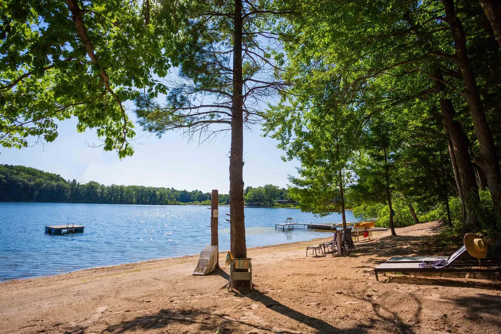 7103 Lake View Ridge Almira Township MI 49650