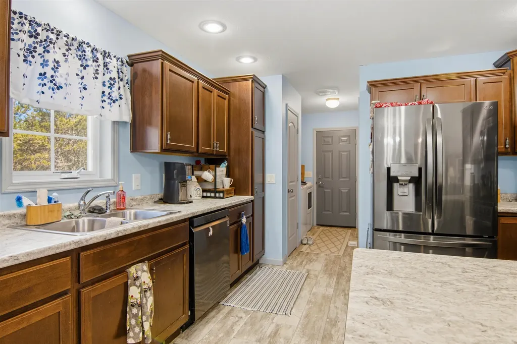11782 Brettonwood Heights Drive Milton Township MI 49676