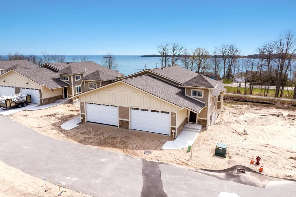 758 Waypoint Circle Suttons Bay Township MI 49682