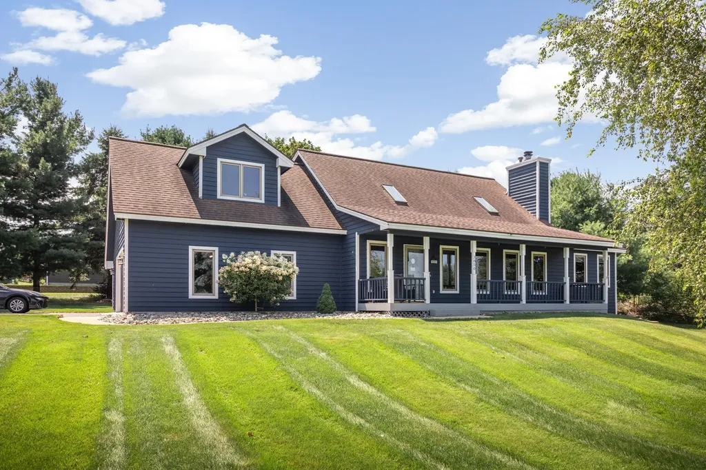 3850 Burlington Drive Acme Township MI 49690
