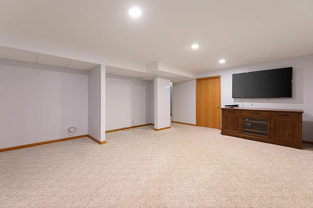 3850 Burlington Drive Acme Township MI 49690