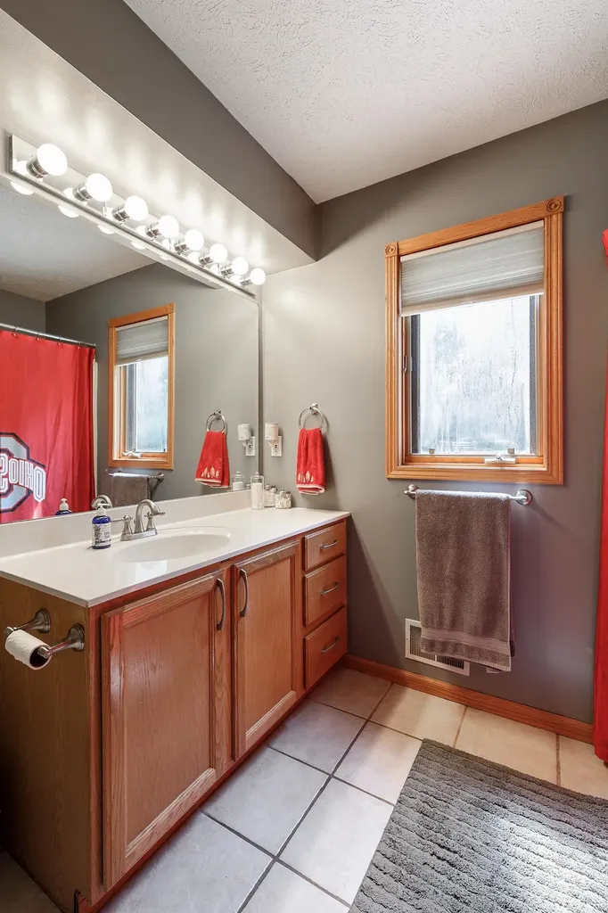 3850 Burlington Drive Acme Township MI 49690