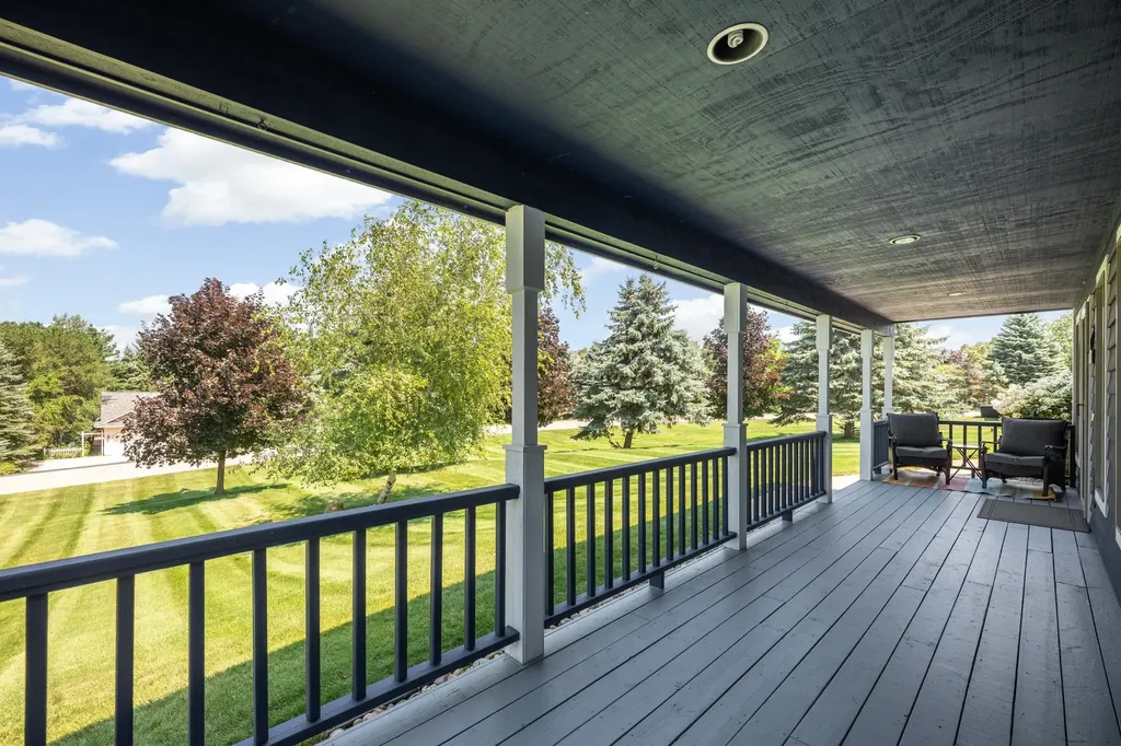 3850 Burlington Drive Acme Township MI 49690