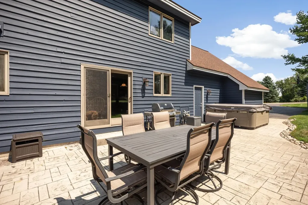 3850 Burlington Drive Acme Township MI 49690