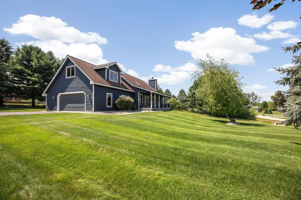 3850 Burlington Drive Acme Township MI 49690