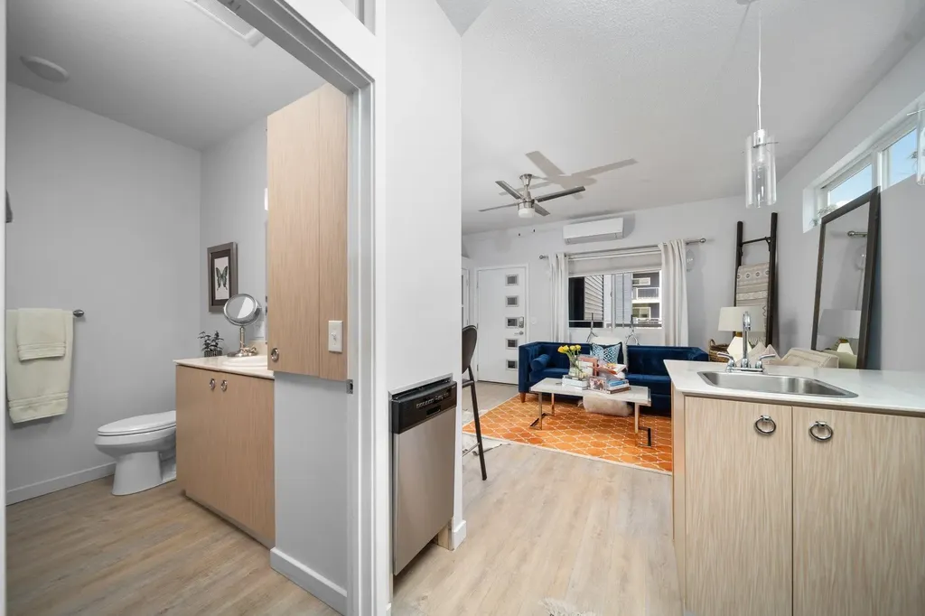 918 W Front Street Traverse City City MI 49684