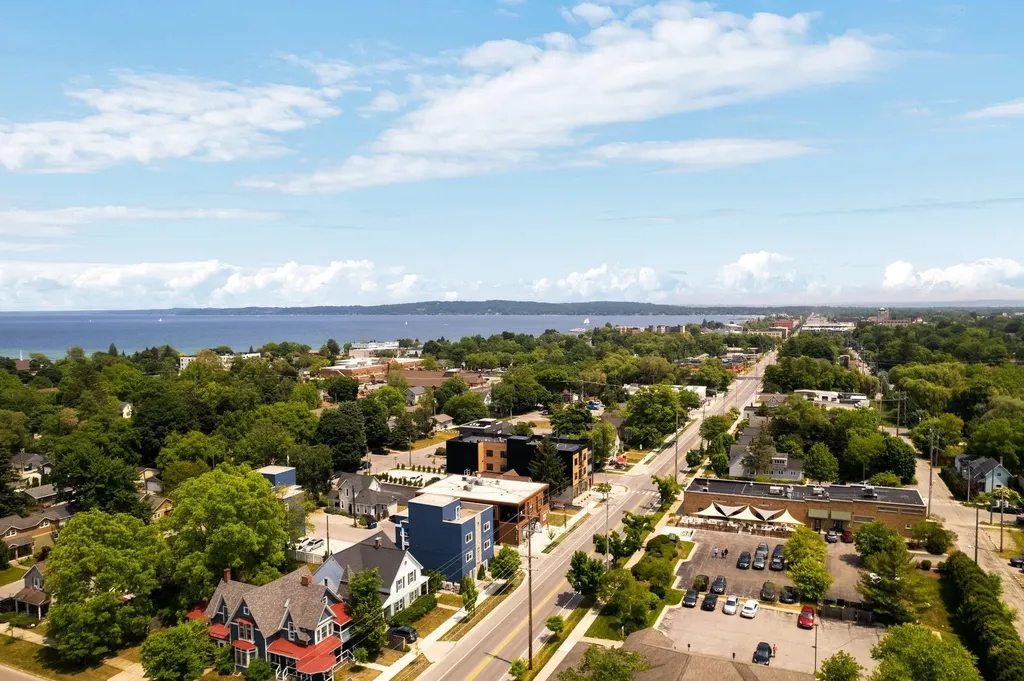 918 W Front Street Traverse City City MI 49684