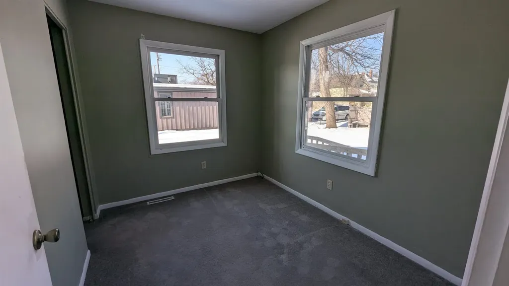 611 E Eighth Street Traverse City City MI 49686
