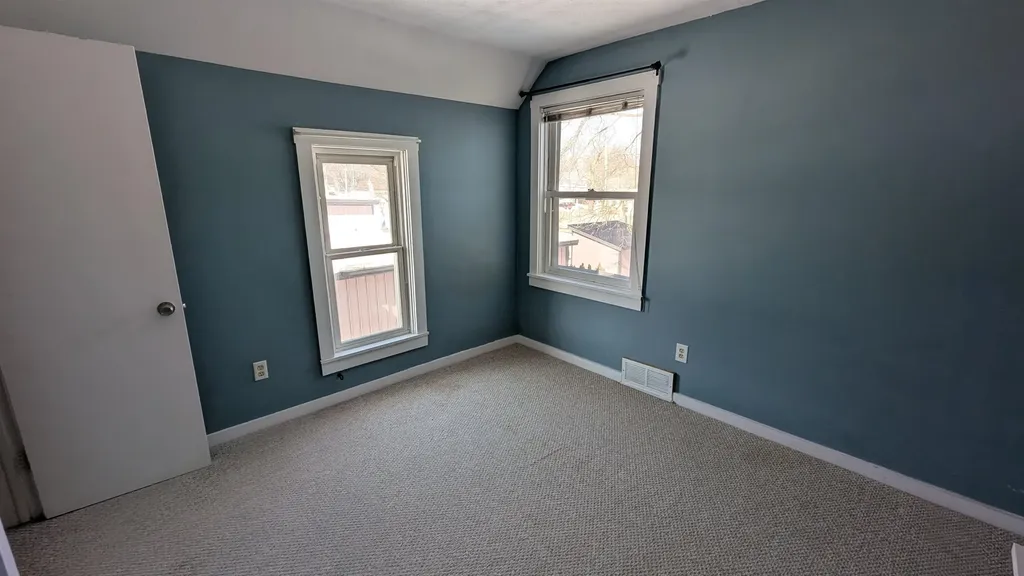 611 E Eighth Street Traverse City City MI 49686