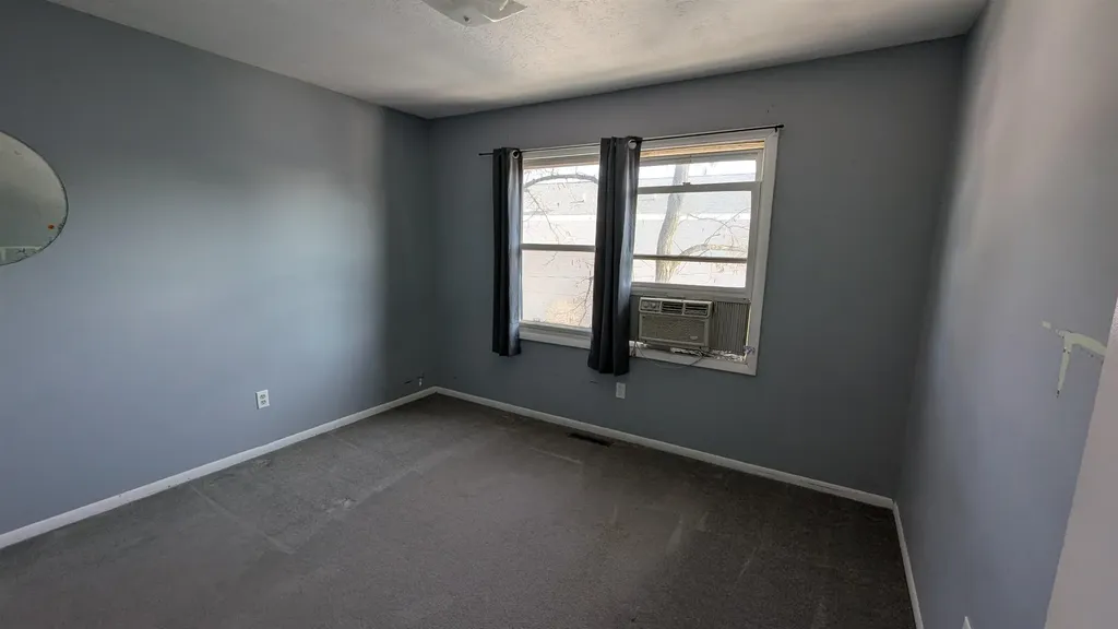 611 E Eighth Street Traverse City City MI 49686