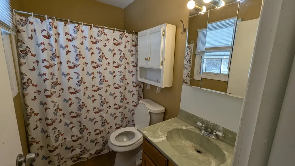 611 E Eighth Street Traverse City City MI 49686