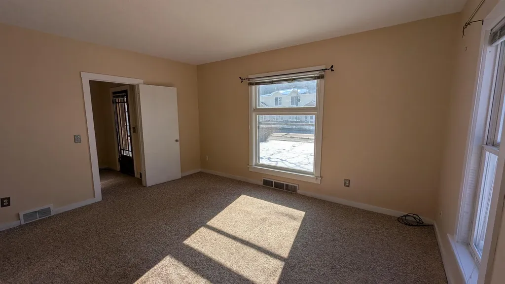 611 E Eighth Street Traverse City City MI 49686