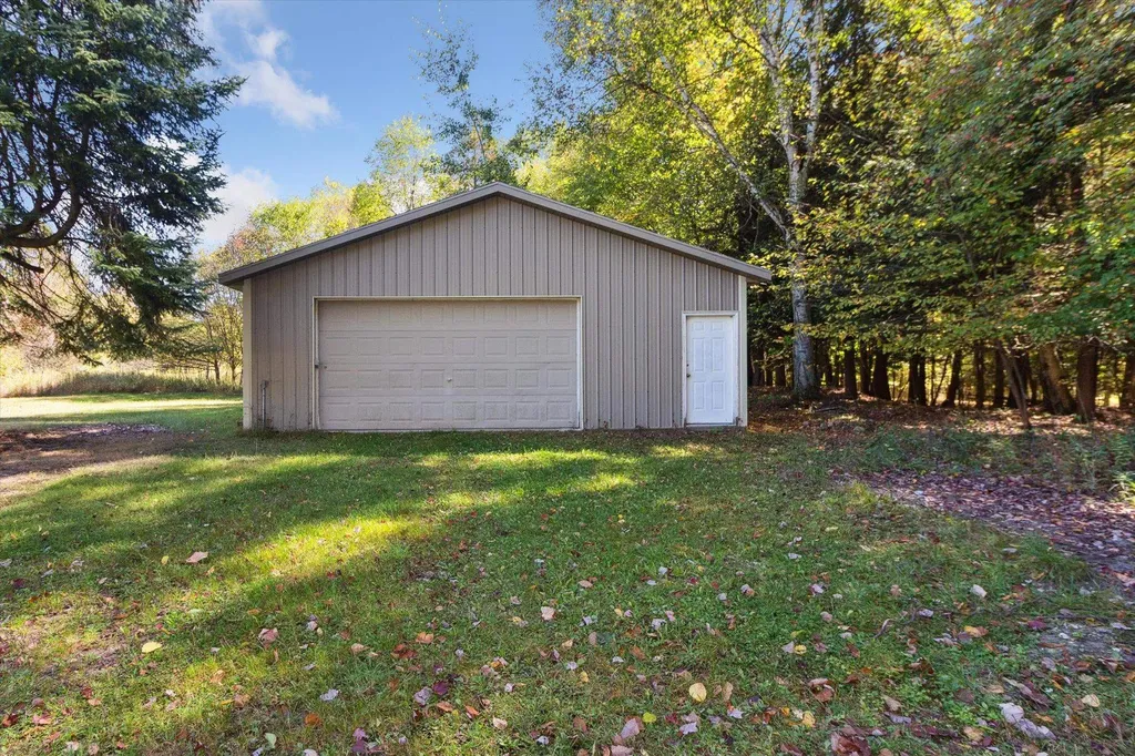 751 Hunters Ridge Marion Township MI 49665