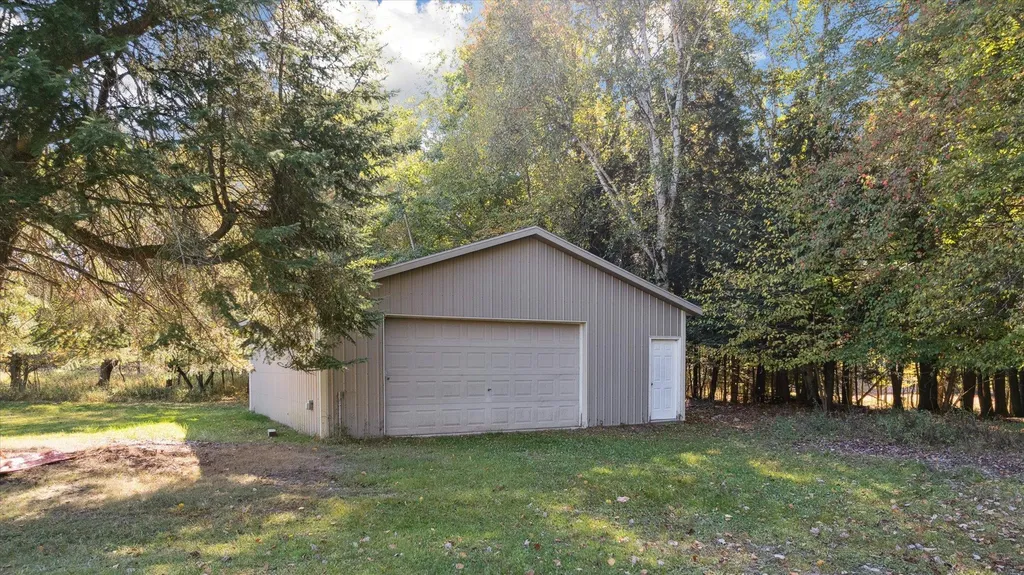751 Hunters Ridge Marion Township MI 49665