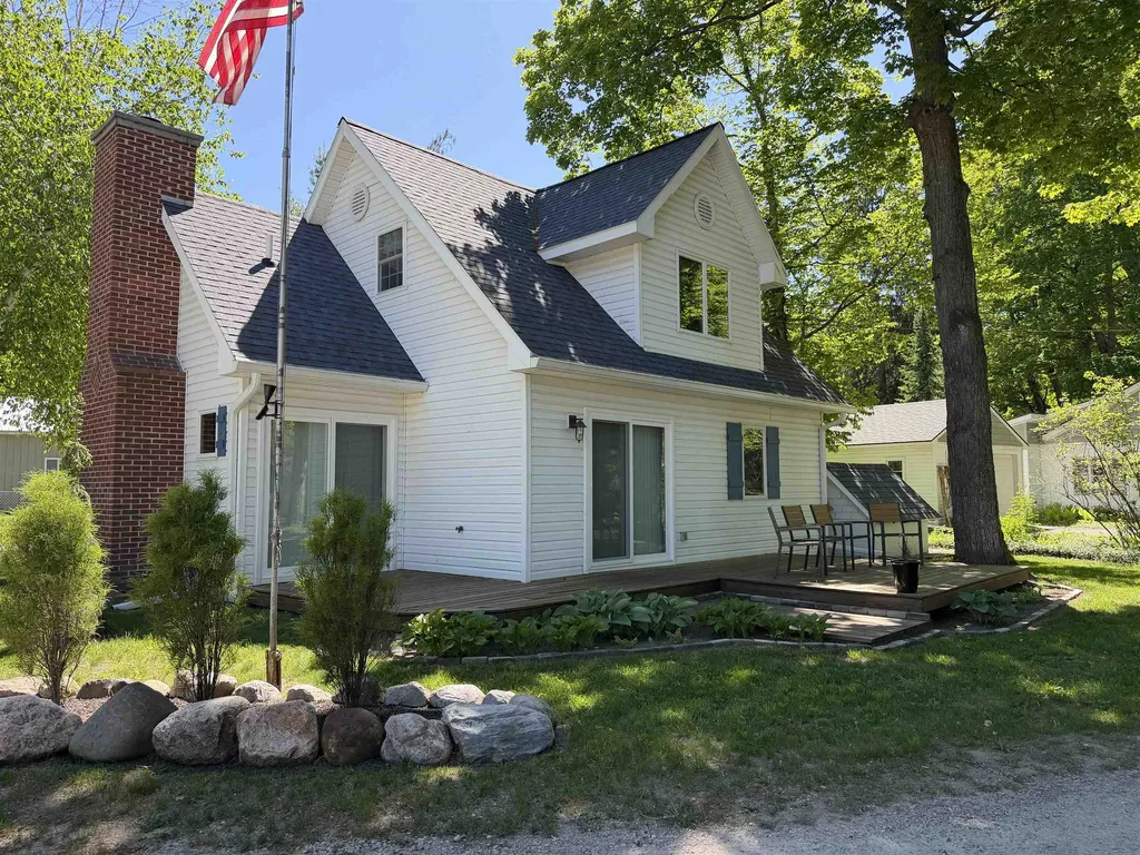 832 Deepwater Point Drive Forest Home Township MI 49615