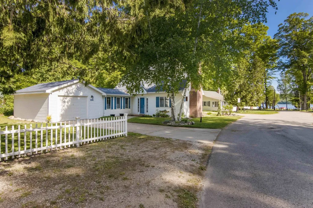 832 Deepwater Point Drive Forest Home Township MI 49615