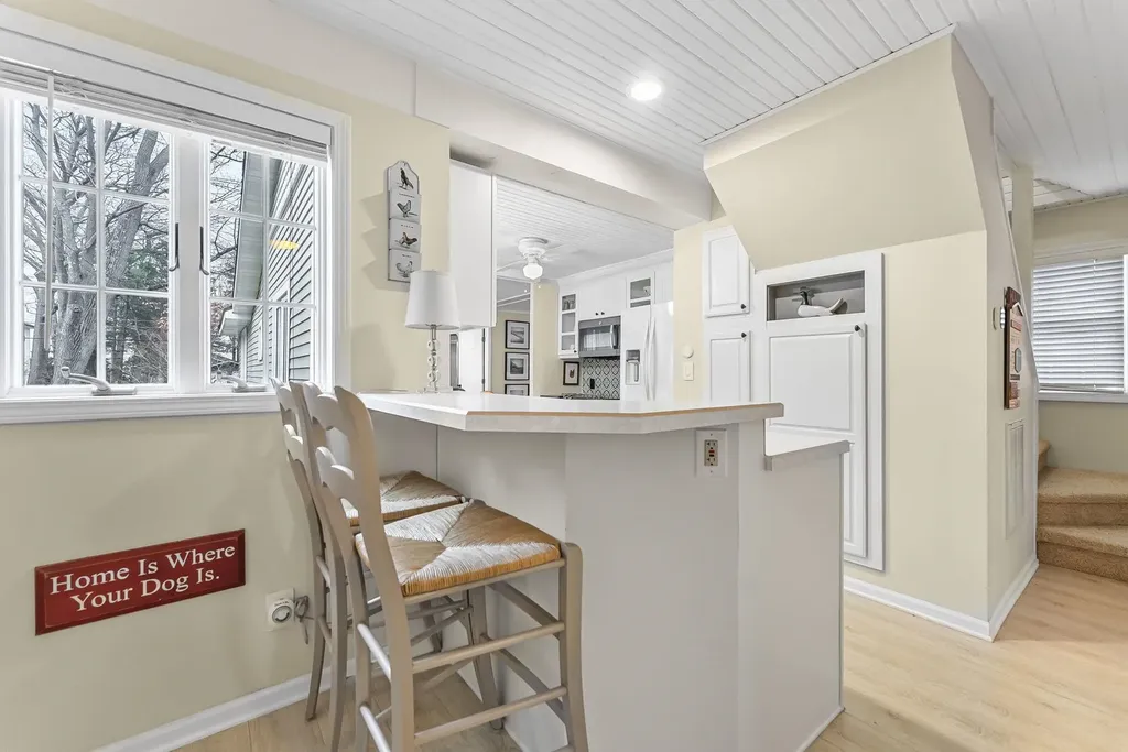 207 Birchwood Avenue Traverse City City MI 49685