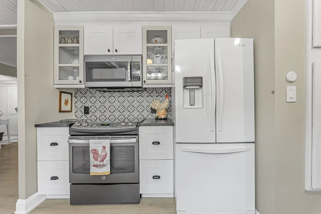 207 Birchwood Avenue Traverse City City MI 49685