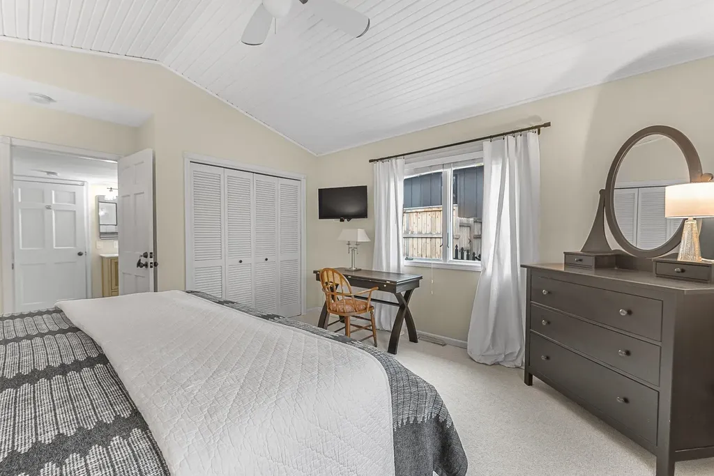 207 Birchwood Avenue Traverse City City MI 49685