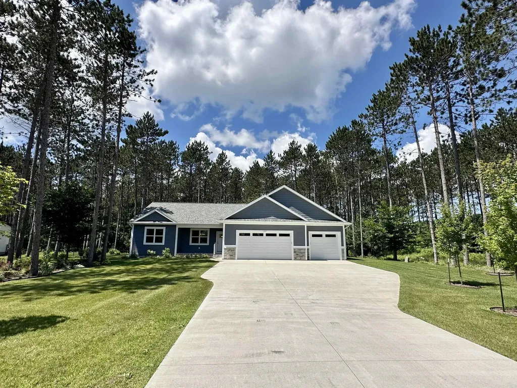 1947 Cascade Trail Long Lake Township MI 49685