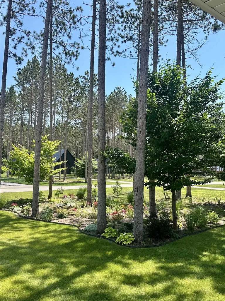 1947 Cascade Trail Long Lake Township MI 49685