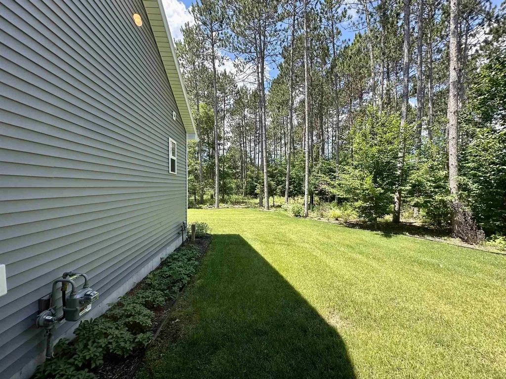 1947 Cascade Trail Long Lake Township MI 49685