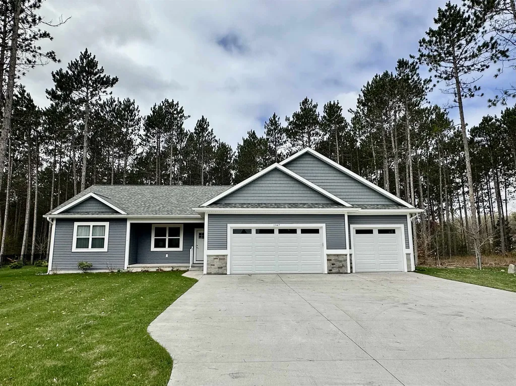 1947 Cascade Trail Long Lake Township MI 49685