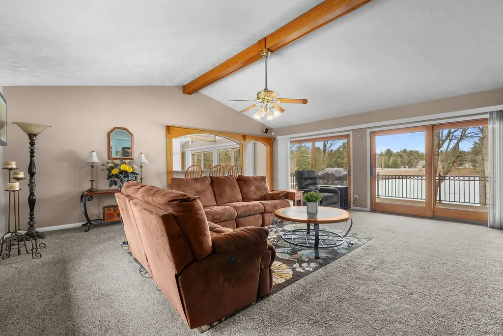 452 Gitchegumee Drive Hanover Township MI 49620