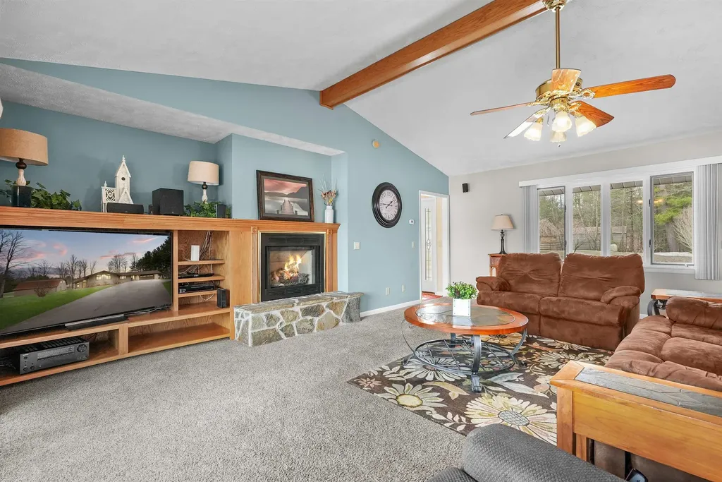 452 Gitchegumee Drive Hanover Township MI 49620
