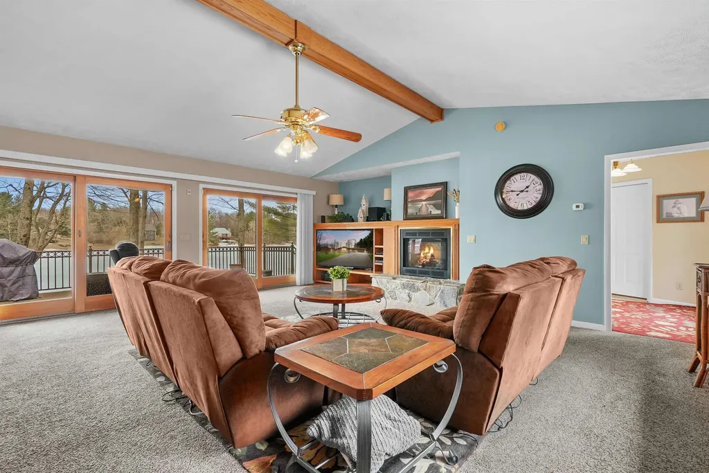 452 Gitchegumee Drive Hanover Township MI 49620