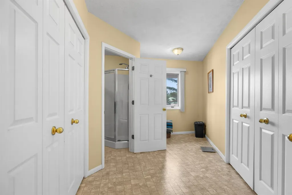452 Gitchegumee Drive Hanover Township MI 49620