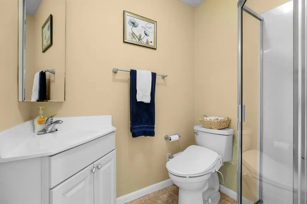452 Gitchegumee Drive Hanover Township MI 49620
