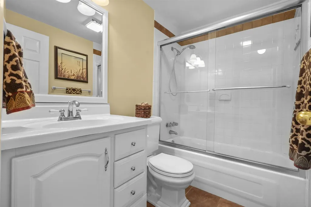 452 Gitchegumee Drive Hanover Township MI 49620