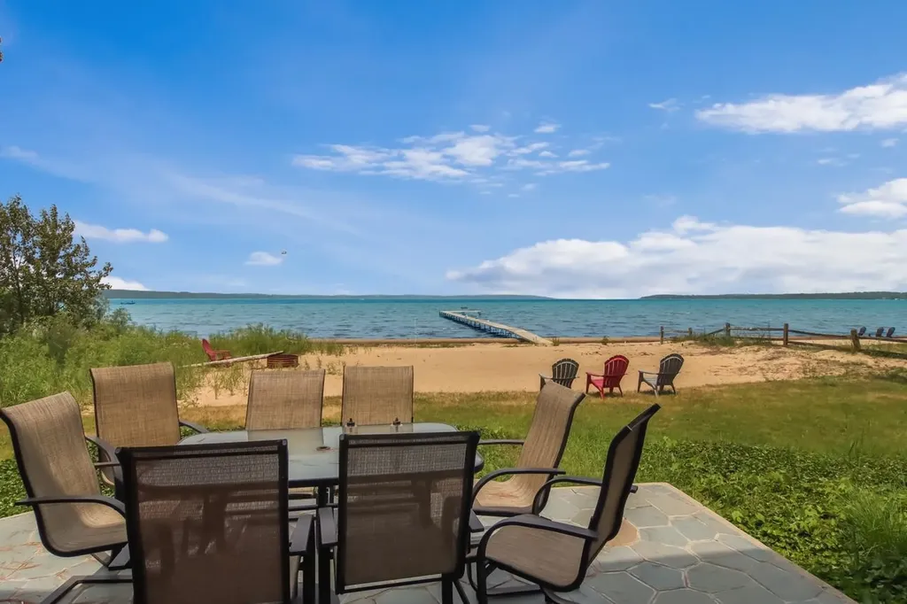 2175 N Us-31 N East Bay Township MI 49686