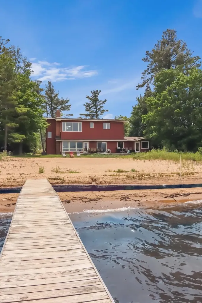 2175 N Us-31 N East Bay Township MI 49686